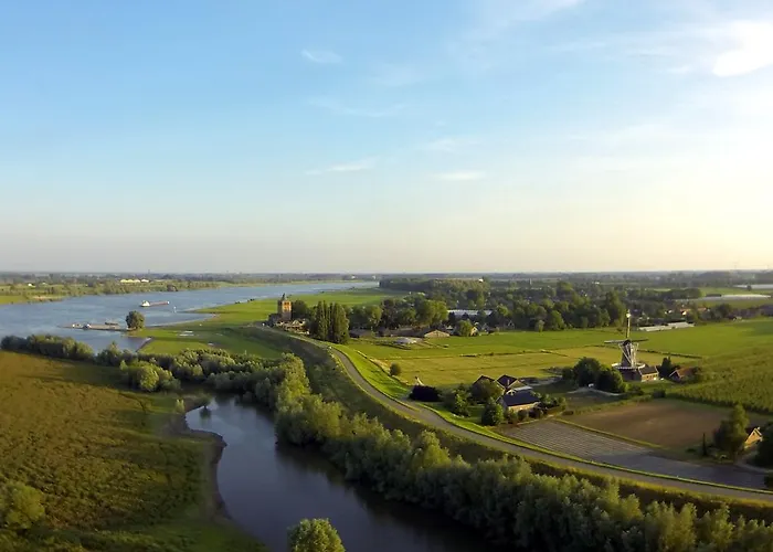 Lantställe Veerhuis Met Een Verhaal *