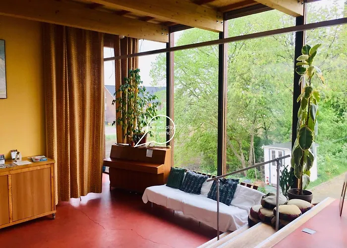 Veerhuis Met Een Verhaal *