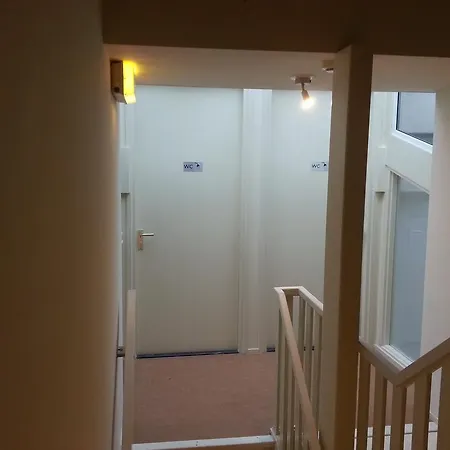 Veerhuis Met Een Verhaal Lantställe *