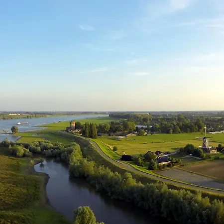 乡村民宿 Veerhuis Met Een Verhaal *