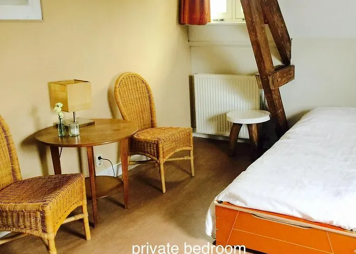 Veerhuis Met Een Verhaal 乡村民宿