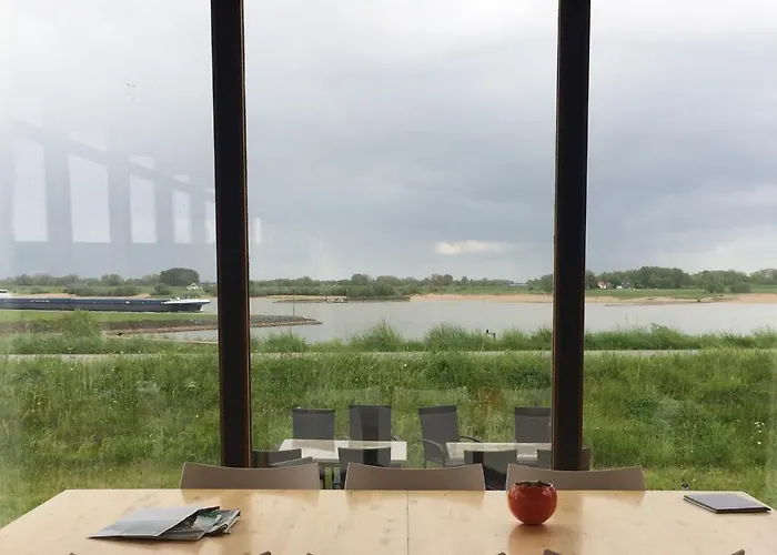 Veerhuis Met Een Verhaal 乡村民宿 Varik